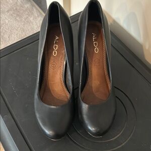 Aldo Black Heels with Elegant Design